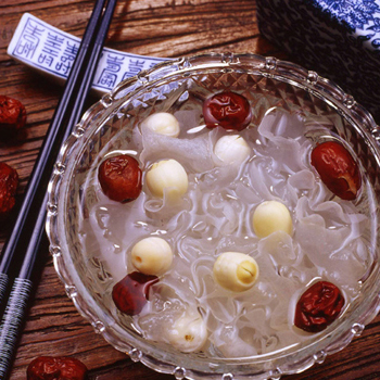 如何补血益气 补气养血食疗方红枣木耳羹