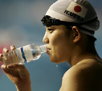 游泳技巧 游泳后怎样快速恢复体力