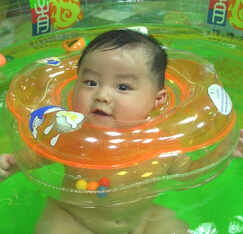 婴儿游泳的好处 冬季婴儿游泳的注意事项