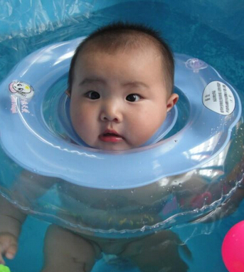 婴儿游泳 婴儿游泳注意事项