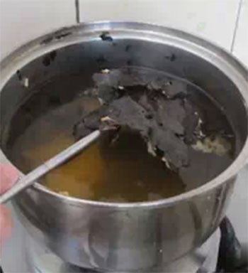 做饭烧焦锅怎么办 教你轻松洗去锅焦的办法