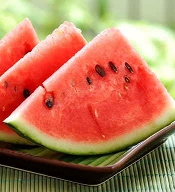 夏季吃西瓜最解暑 这7类人吃西瓜要谨慎