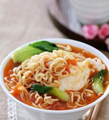 方便面+火腿肠+高血压 这是真的吗