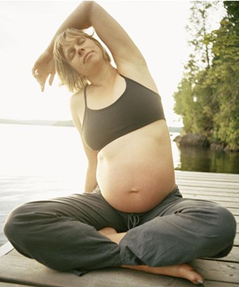 孕妇瑜伽 孕妇瑜伽八个动作放松心情