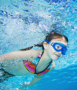 游泳注意事项 公共游泳馆成疾病  传染源