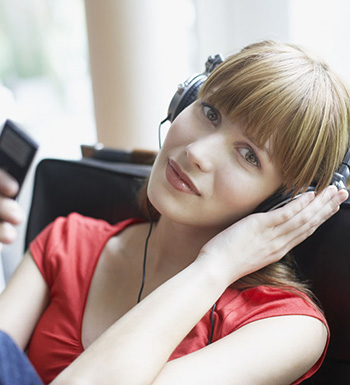 开车太久犯困怎么办  试试嚼无糖口香糖