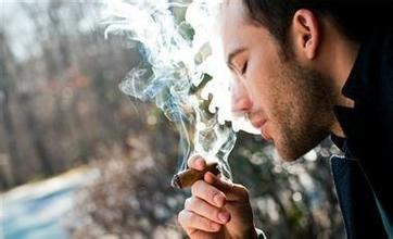 坏男人辨别法则 恋爱中的女孩必读