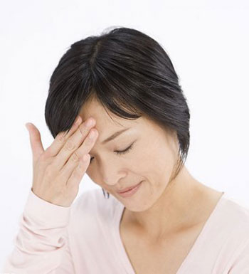 反手摸到肚脐就是好身材  过度减肥的危害