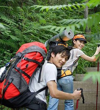 夏季蚊虫多 户外爬山怎样防蚊虫叮咬