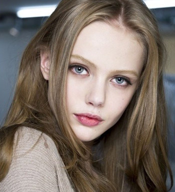 嘴唇干裂怎么办 嘴唇干裂的解决方法