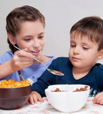 夏季饮食常识 汤泡饭虽然好吃但也伤胃