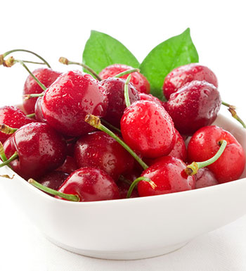 夏季补血还是吃阿胶吗  樱桃含铁量更高