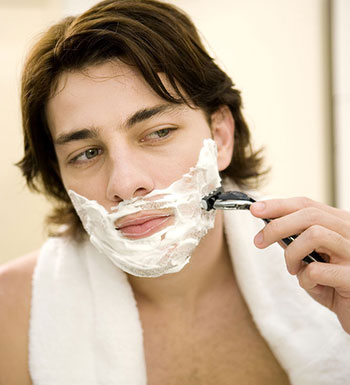 男神必修课 怎样刮胡须最健康安全