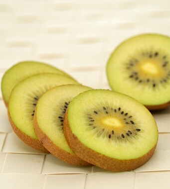 水果养生 营养猕猴桃帮你补充维生素