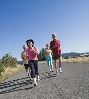 治疗打鼾 老人打鼾可能导致血压升高