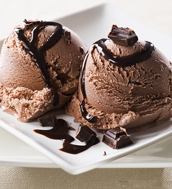 夏季冷饮解暑有禁忌 哪些人不能吃冰淇淋