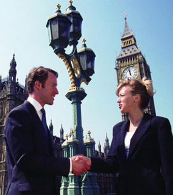 自闭症的表现 如何治疗成人自闭症