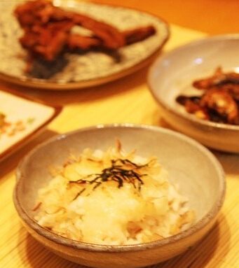 打嗝不止怎么办 打嗝的原因与治疗小秘方