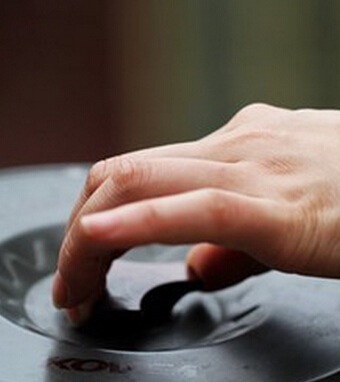 养生之道 教你观五指测健康的巧妙方法