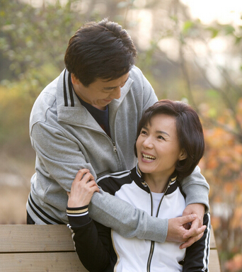 长寿花 老人长寿的按摩秘法