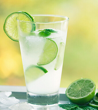 柠檬的功效与作用 柠檬八大神奇功效