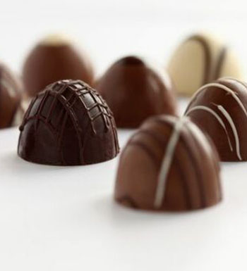 老年人可以吃巧克力吗 老年人吃巧克力要注意什么