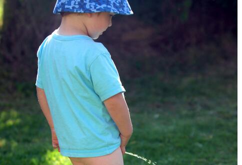 憋尿的危害     5大危害不容忽视