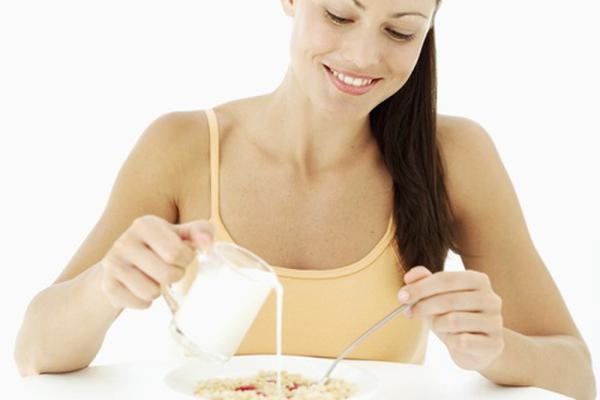 拥有健康的身体前提就要健康生活