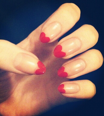 指甲上的月牙代表什么 人体的健康晴雨表