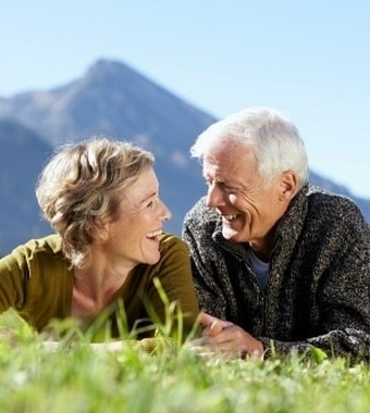 老年人性生活 适当性生活有利于健康长寿