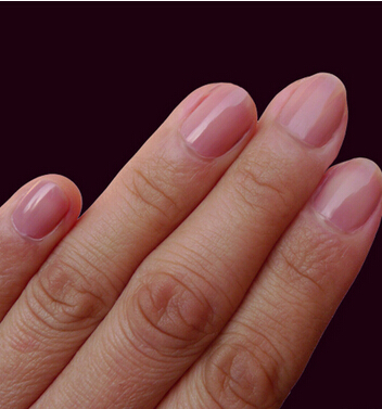 指甲上的月牙代表什么 人体的健康晴雨表