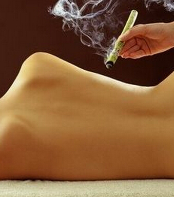 痛经怎么办快速止痛 艾灸治疗痛经