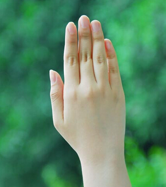 气血不足的表现 12招帮女人自测是否气血充足