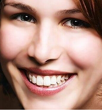 牙齿矫正 你的牙齿在 变老 吗