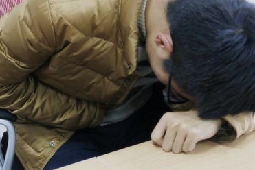 教你胃疼怎么快速缓解，让胃疼症状减轻