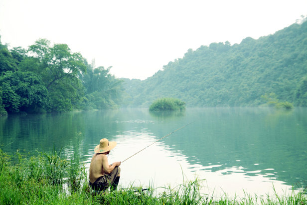 冬天钓鱼技巧 冬季钓鱼不开口的应对技巧有哪些