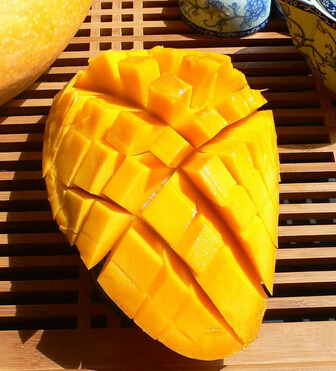 芒果不能和什么一起吃 芒果的禁忌要牢记