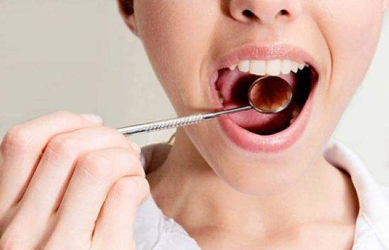 你的口腔健康吗 每天要怎么护理口腔呢