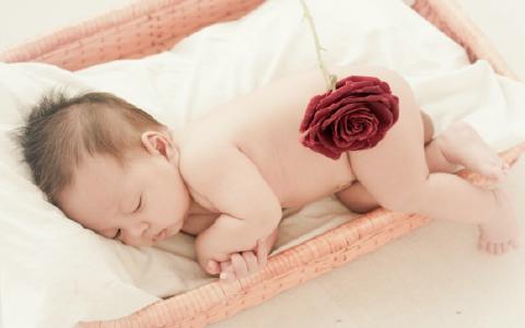 宝宝人生最珍贵的礼物 脐带血有必要保存吗