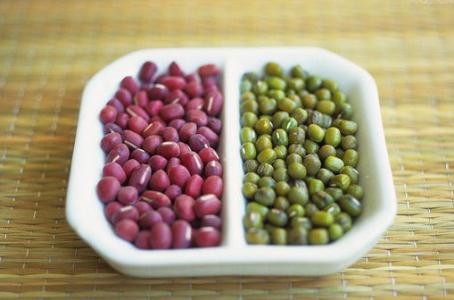 赶紧给你的肠胃洗洗澡吧 排毒的食物