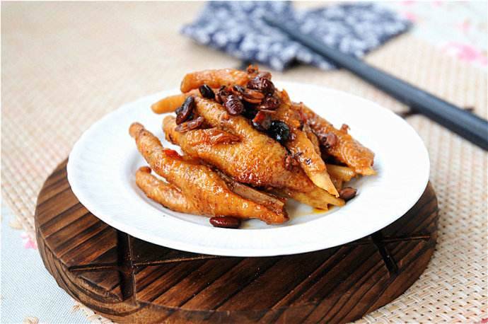 虎皮鸡爪的做法有哪些 三种方法轻松烹饪美味