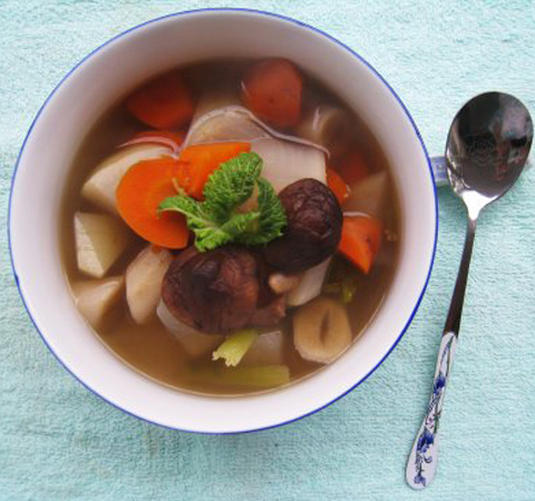 延缓身体衰老 五行蔬菜汤的功效作用介绍