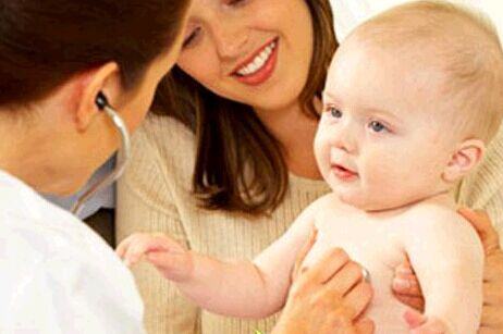 治疗婴儿感冒症状 新生儿感冒