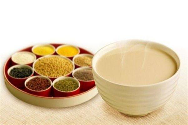 晚上喝豆浆好吗 晚上喝豆浆需注意什么