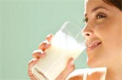 牛奶什么时候喝最好 最佳时间您知道吗