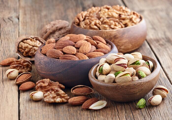 吃各种坚果的好处及危害的介绍