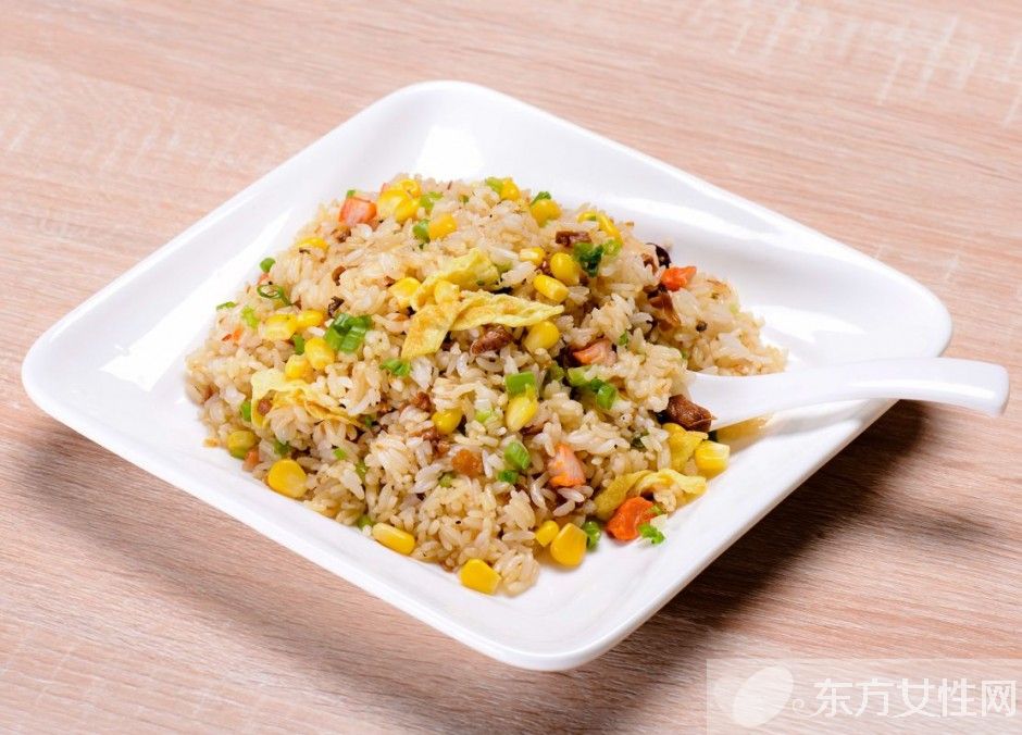 炒饭怎么做好吃 三款美味炒饭诱惑你的胃