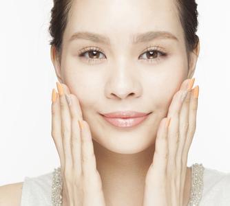 女性脸上长斑是什么原因及正确的治疗方式