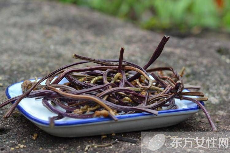 蕨菜的做法大全家常 吃蕨菜有什么好处
