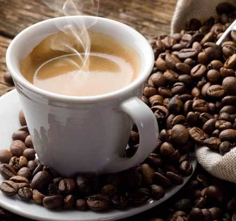 加剧高血压 看看喝咖啡的好处和坏处有哪些